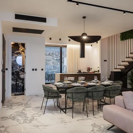 Luxury Ole With Pool *