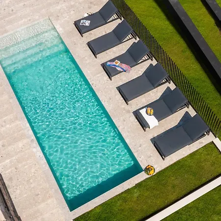 Luxury Ole With Pool Villa