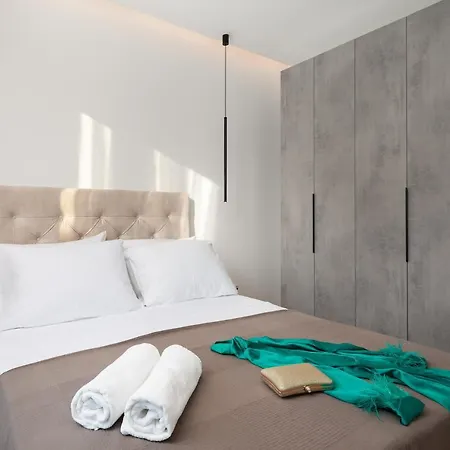 Luxury Ole With Pool Kostrena