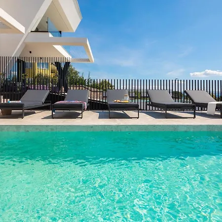 Luxury Ole With Pool *