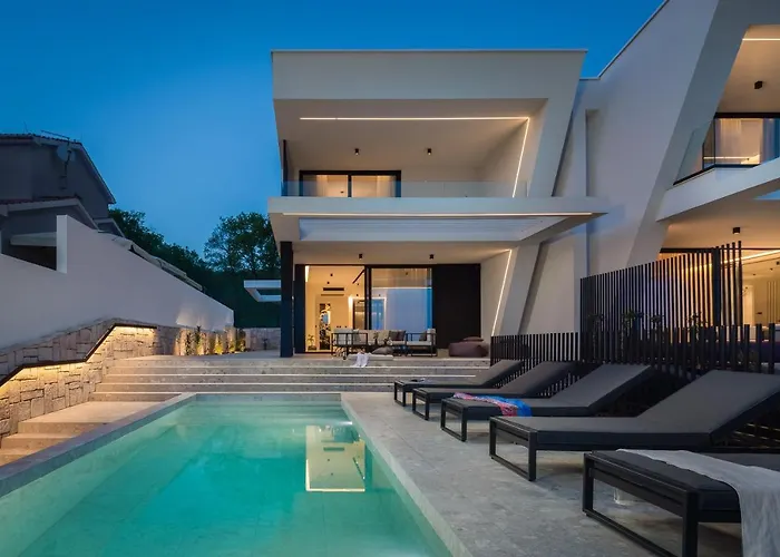 Luxury Ole With Pool * Kostrena