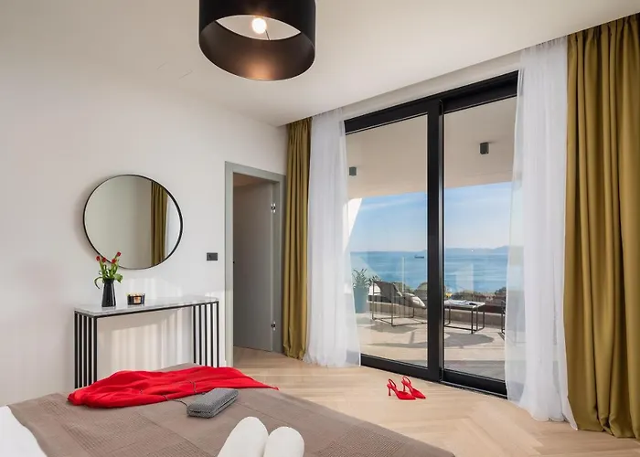 Luxury Ole With Pool Villa *