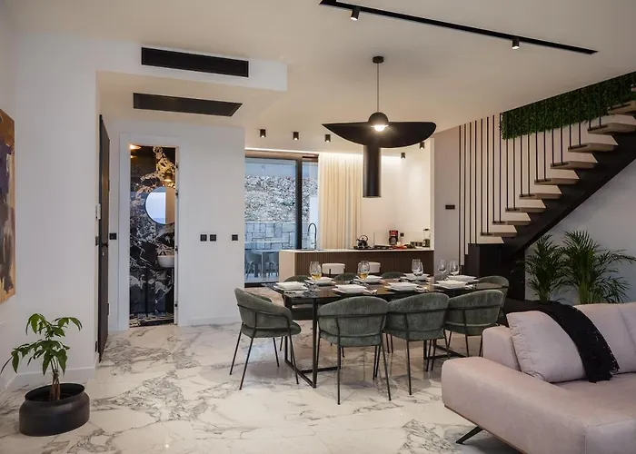 Luxury Ole With Pool *