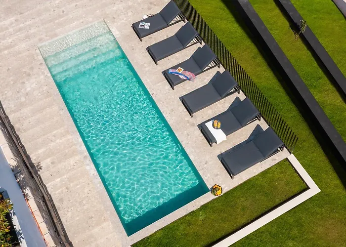 Luxury Ole With Pool Villa