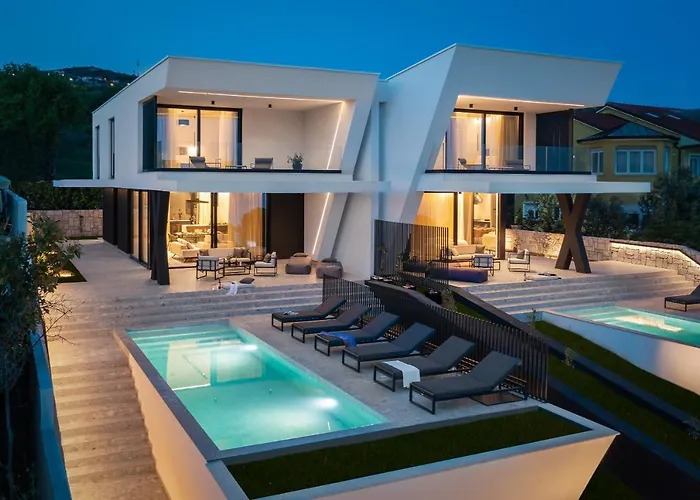 Luxury Ole With Pool Villa Kostrena