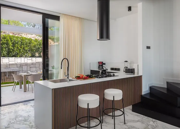 Villa Luxury Ole With Pool *