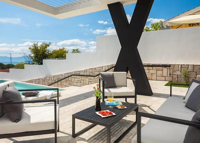 Luxury Ole With Pool * Kostrena