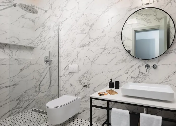 Luxury Ole With Pool Kostrena