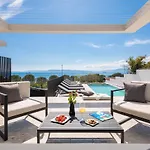 Вилла Luxury Ole With Pool Кострена