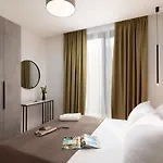 Luxury Ole With Pool Вилла *