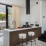 Вилла Luxury Ole With Pool *