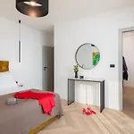 Luxury Ole With Pool Вилла